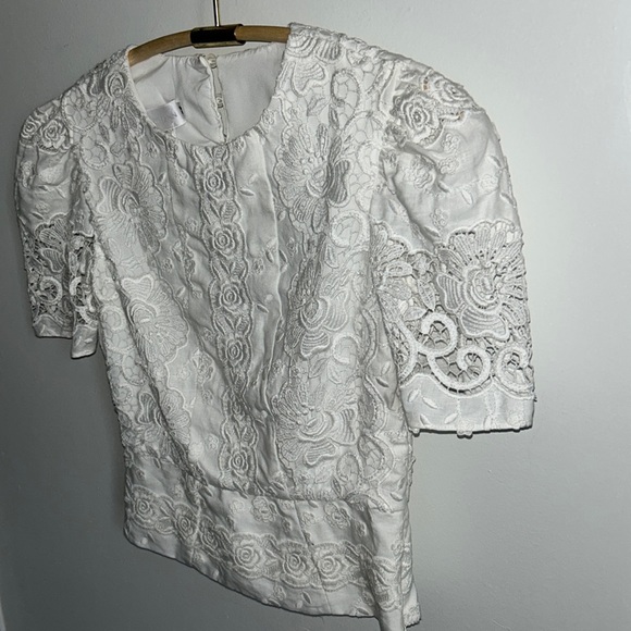 New Christy Lynn Lace Feminine Embroidered Puff Sleeve Tailored Peplum Blouse - Picture 3 of 14